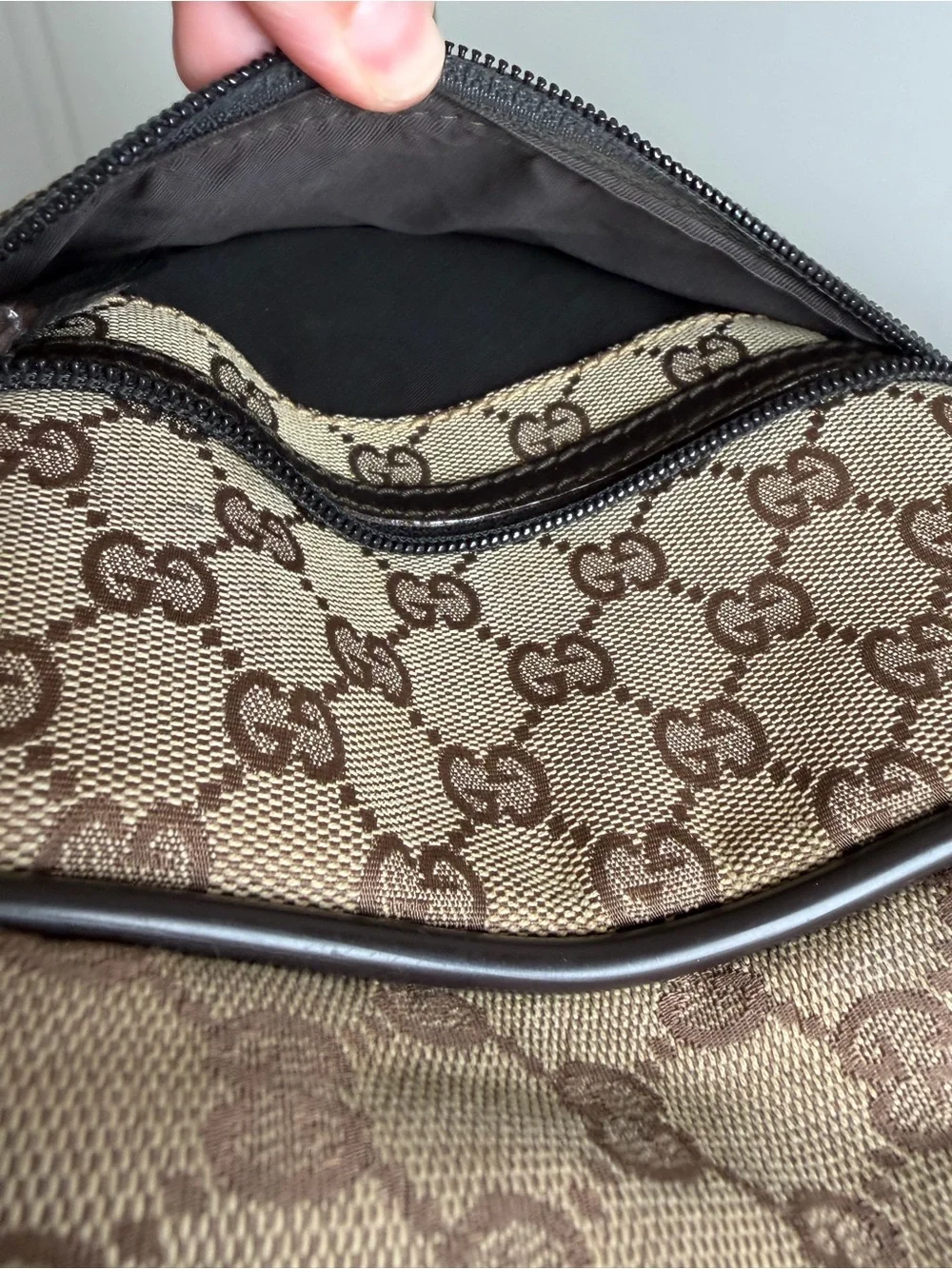 Gucci Beige & Brown GG Canvas Messenger Bag